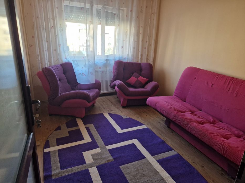 Inchiriez apartament 3 camere