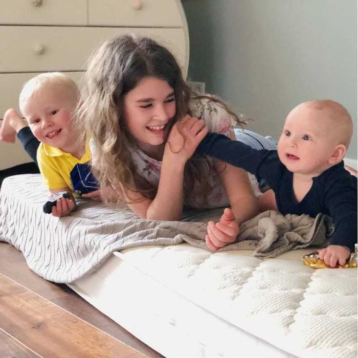 Заботьтесь о позвоночнике малыша с анатомическими матрасами