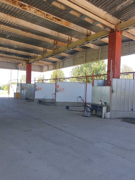 Продава се Промишлена сграда в Ямбол, Зорница - 2000 кв.м за 9 €/кв.м - Снимка #1