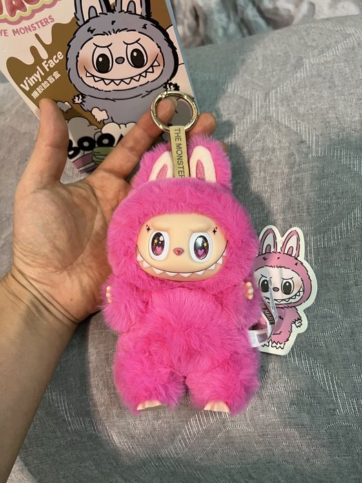 POPMART Лабубу оригинал.