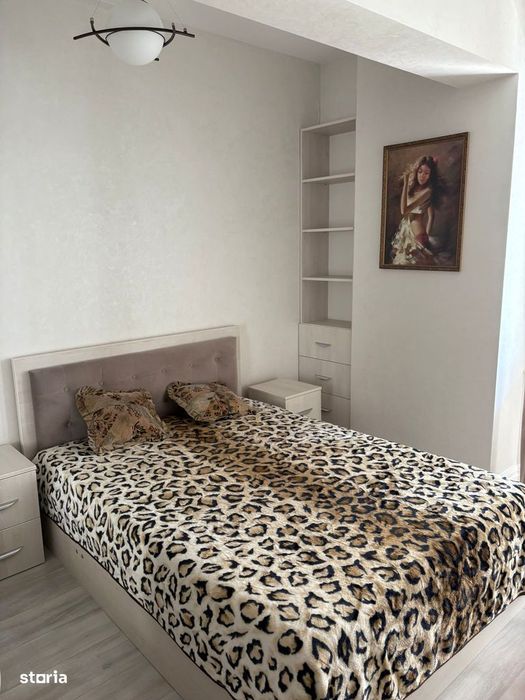 Apartament de închiriat-2 camere Royal Town