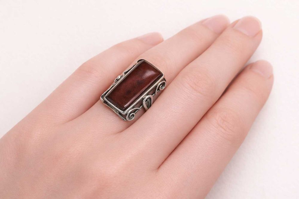 Inel de Atelier – Argint & Chihlimbar Natural