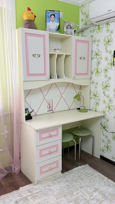 Комплект мебели для детской