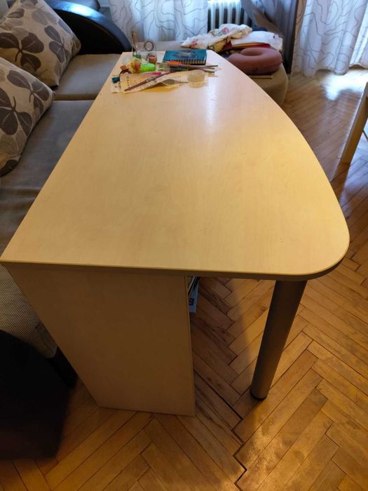 Детско бюро  и Стол IKEA с регулируема височина