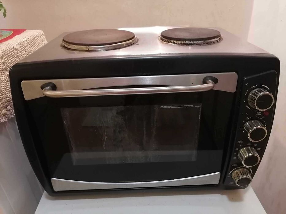 Работеща минифурна Neo с два котлона