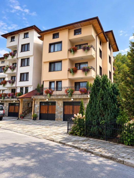 ПО ДОГОВАРЯНЕ ! / Продавам - 110 КВ.М / Многостаен апартамент във гр.Чепеларе !!!