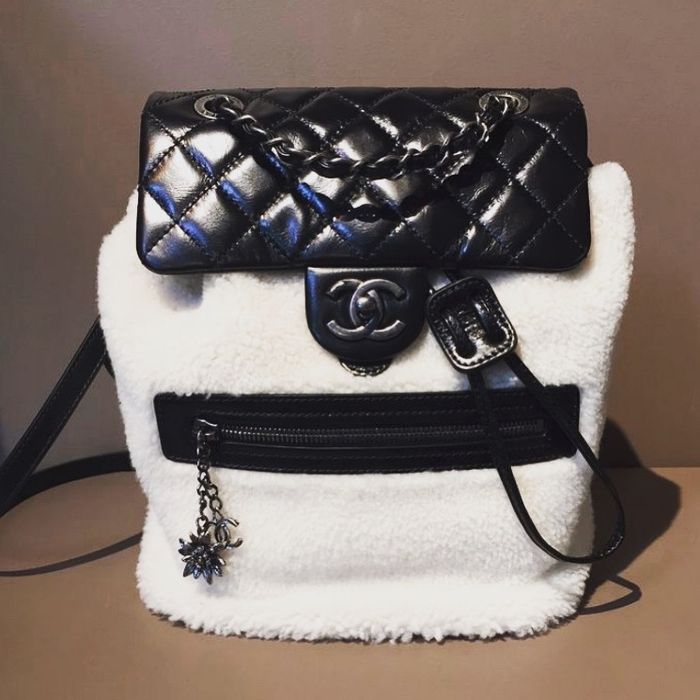 Раница Chanel с вълна и кожа