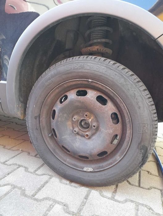 Sibiu cauciucuri de iarna 185/60 R15 Semperito