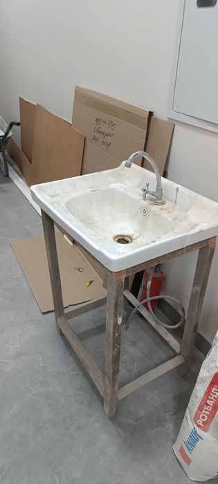 Раковина рабочая для стройки