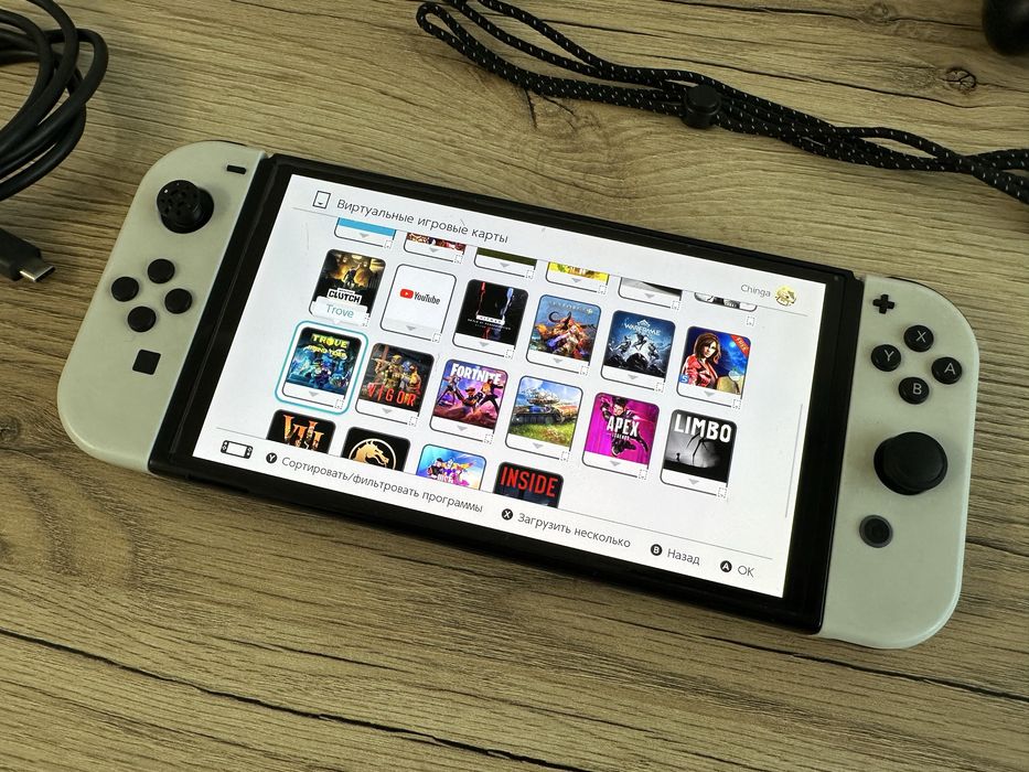 Продам Nintendo Switch OLED много игр| Нинтендо Свитч ОЛЕД