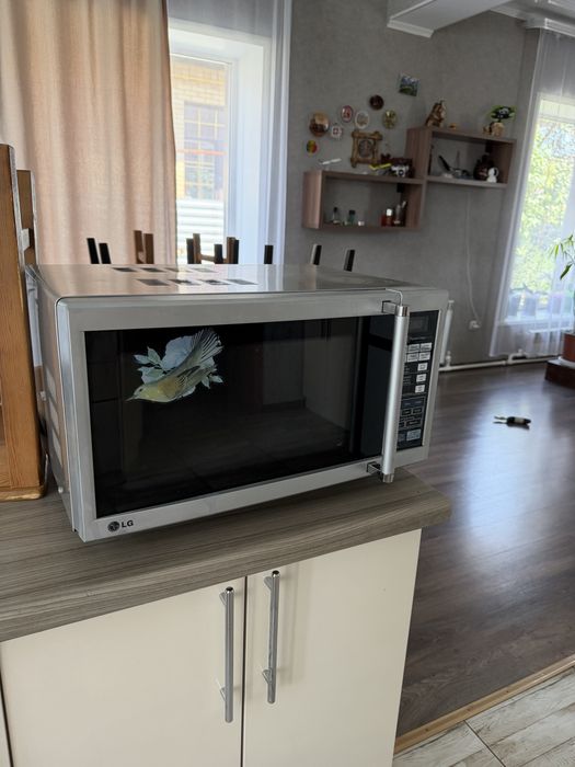 Микроволновая печь LG