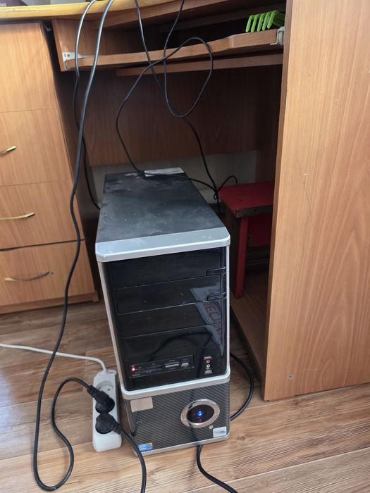 Продам компьютер  б/у
