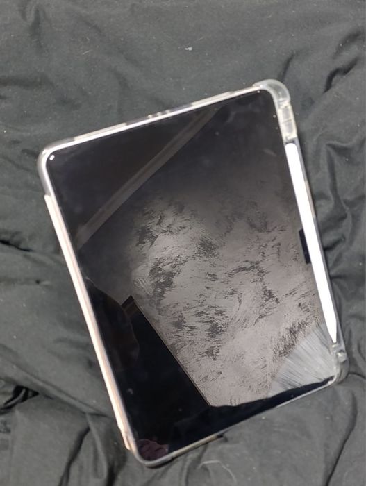 Продам айпад Air 11