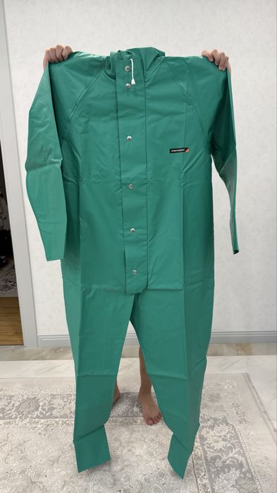 Химический зашитный костюм