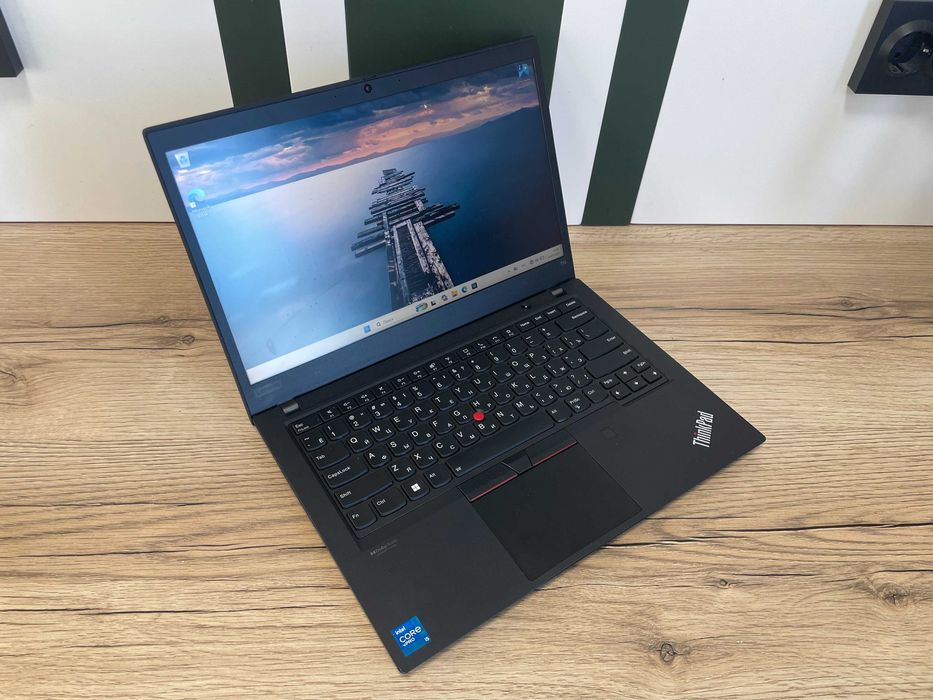 Lenovo ThinkPad T14 Gen 2 Touch — i5-1145G7, 16/256 ГБ, Full HD IPS
