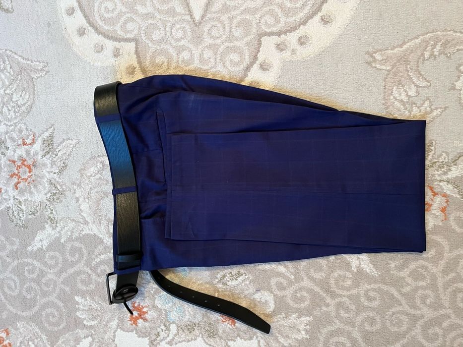 Брючный костюм 48 размера