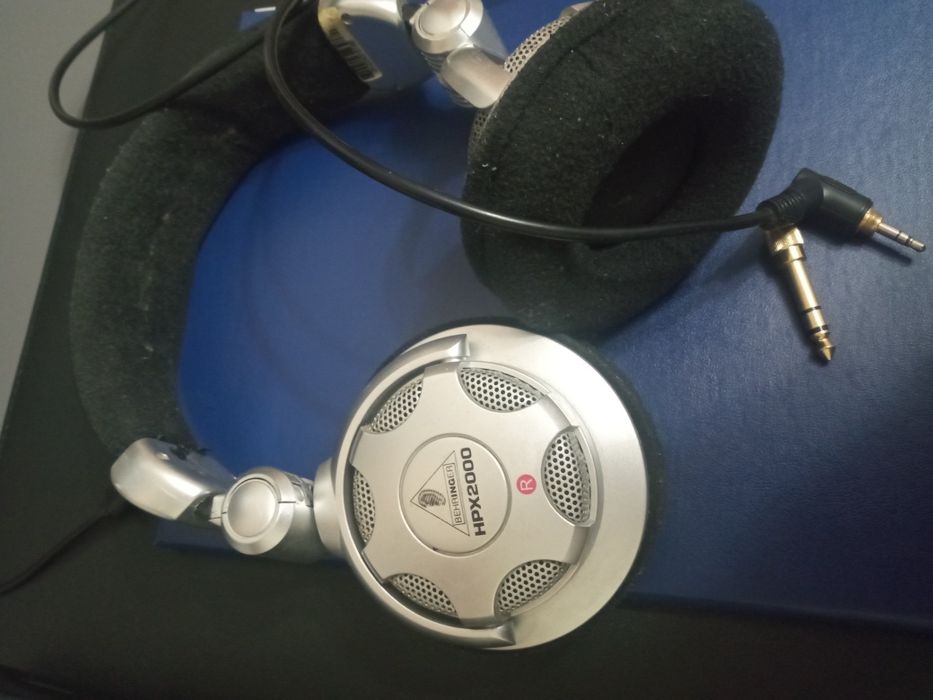 Наушники Behringer HPX2000