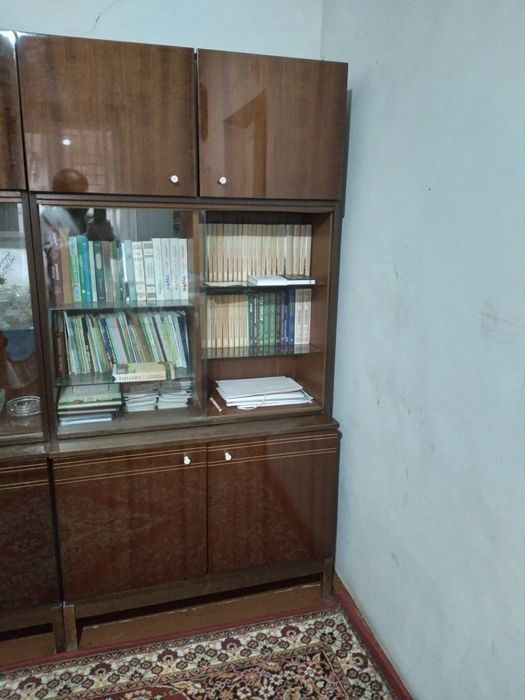 Сервант (производство ГДР, Германия)