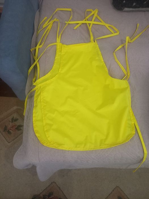 Фартуки шью бахилы и