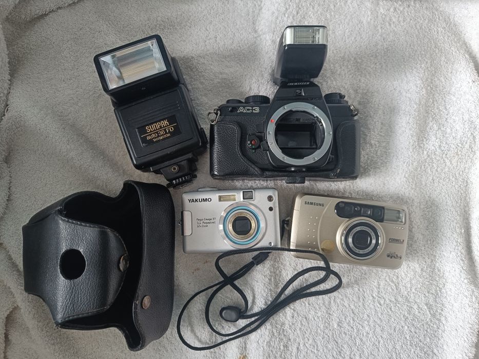 Lot 3 aparate foto vintage