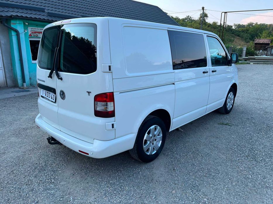 VOLKSWAGEN Transporter 2009 — imagine 5