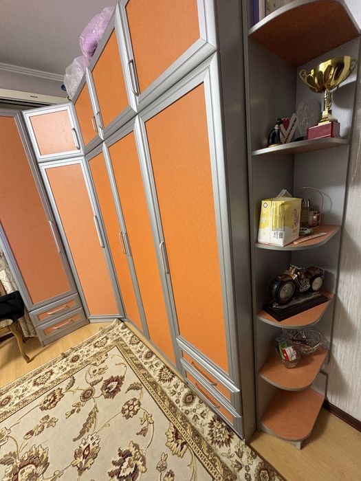 продам спальный гарнитур