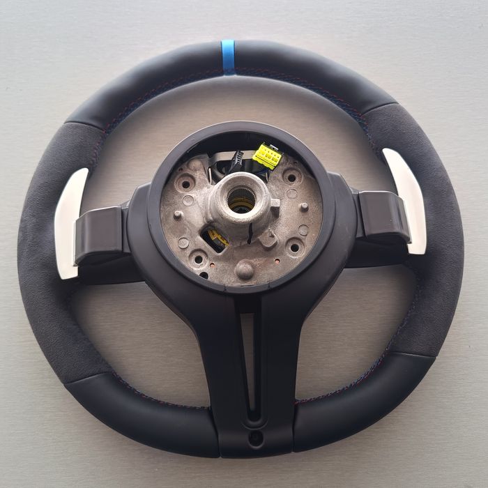 М волан  BMW  F32 F30 F36 F33 F48 F25 F15 F16 Алкантара