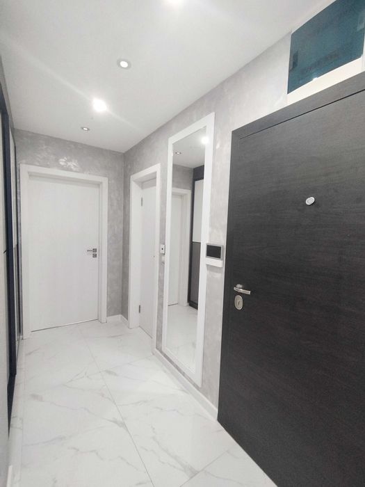 Тристаен апартамент във Vitosha apartments