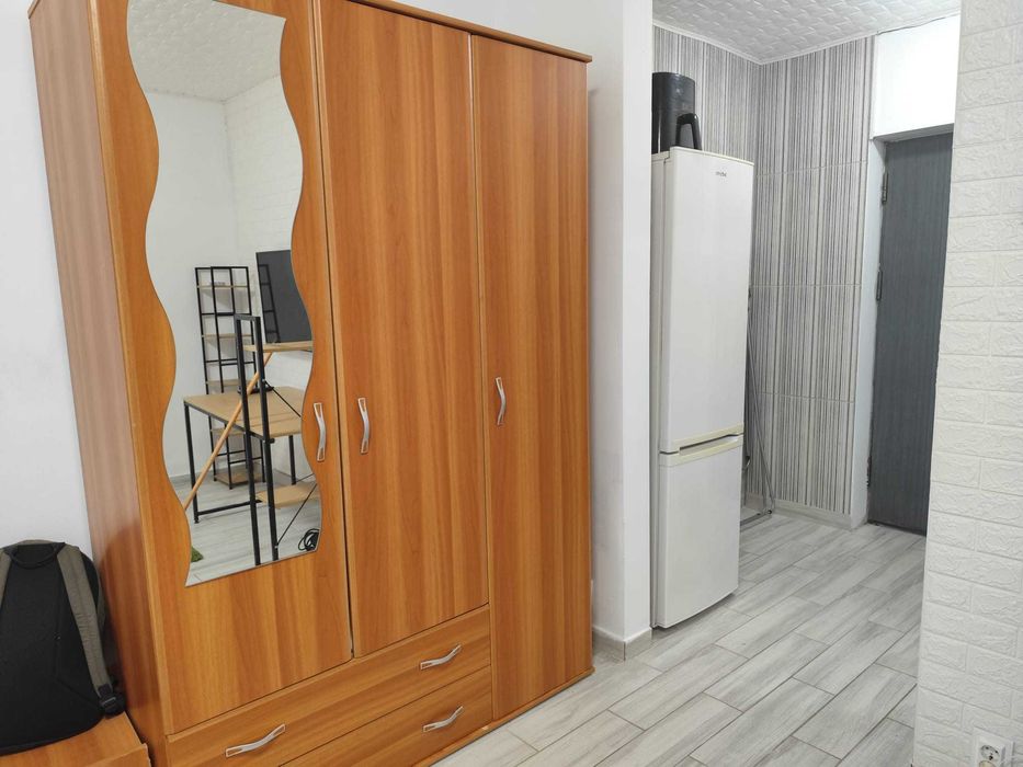 Inchiriez garsoniera Barajul Bicaz-metrou Costin Georgian