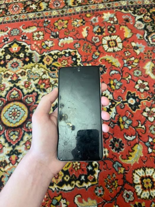 Продам телефон техноспарк 20с