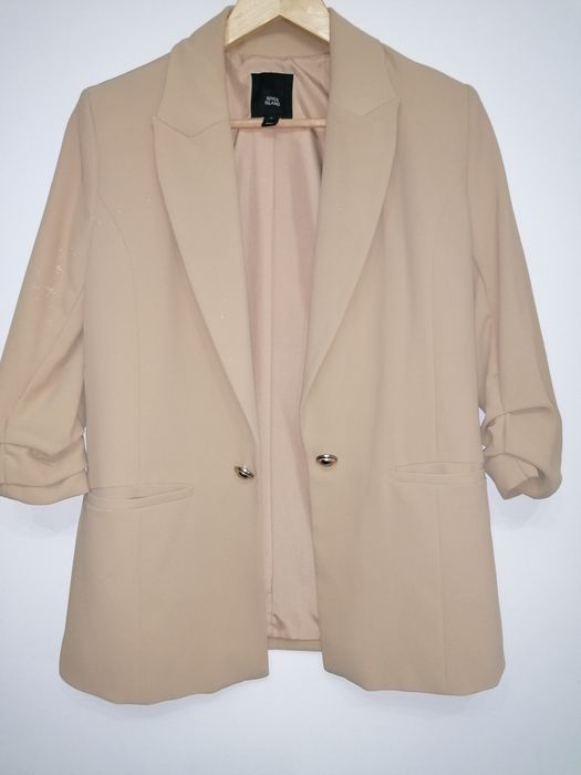 Sacou Stefanel, River Island, Next, Zara