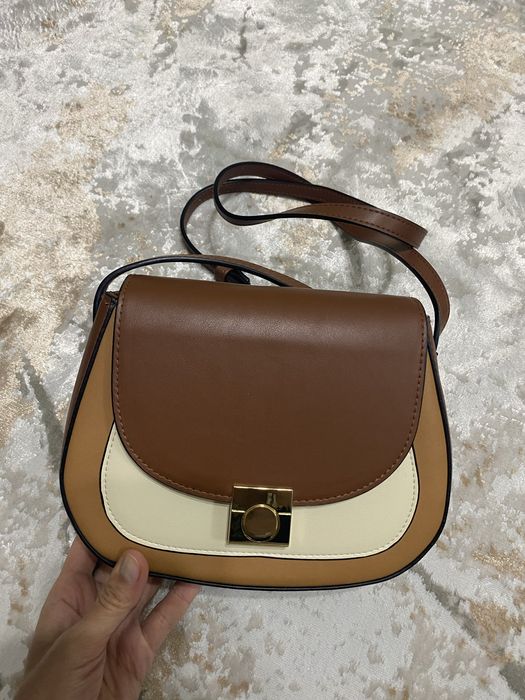 Дамски чанти.