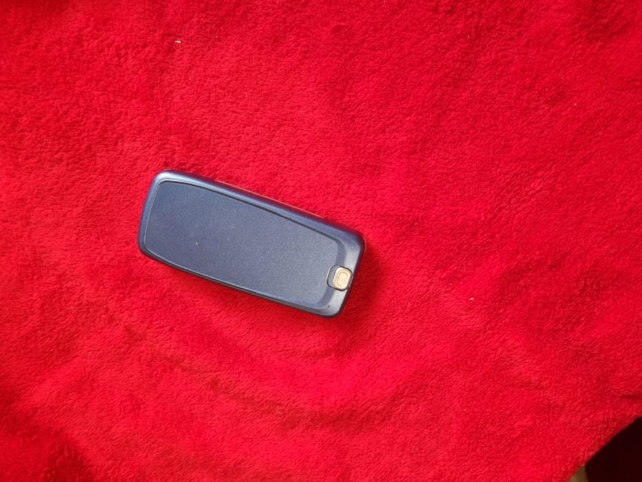 Telefon Samsung și sagem pentru colecție