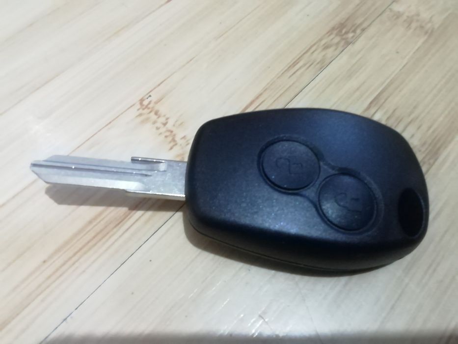 Carcasa cheie Logan cu 2butoane, înlocuiesc buton defect