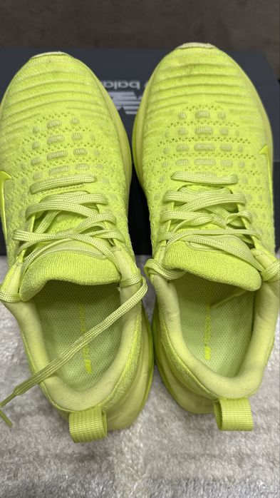 Кроссовки Nike Air Zoom, неоновые