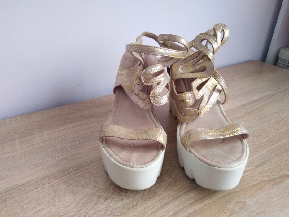 дамски сандали