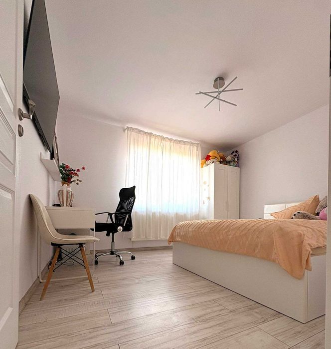 Casă modernă, complet mobilată + panouri solare | 490 mp teren |  zona Ford