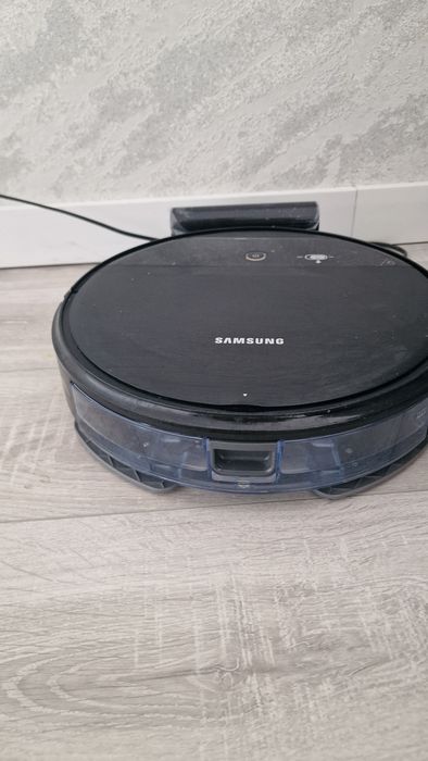 Робот -пылесос SAMSUNG