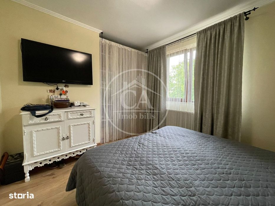 Casa de vanzare cu 3 camere tip duplex in zona Rogerius Oradea