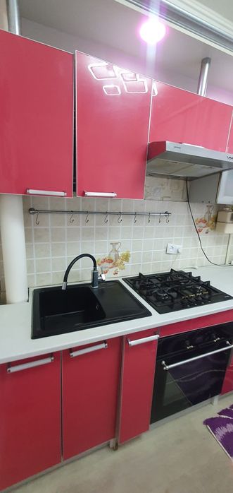 Продам кухонный гарнитур