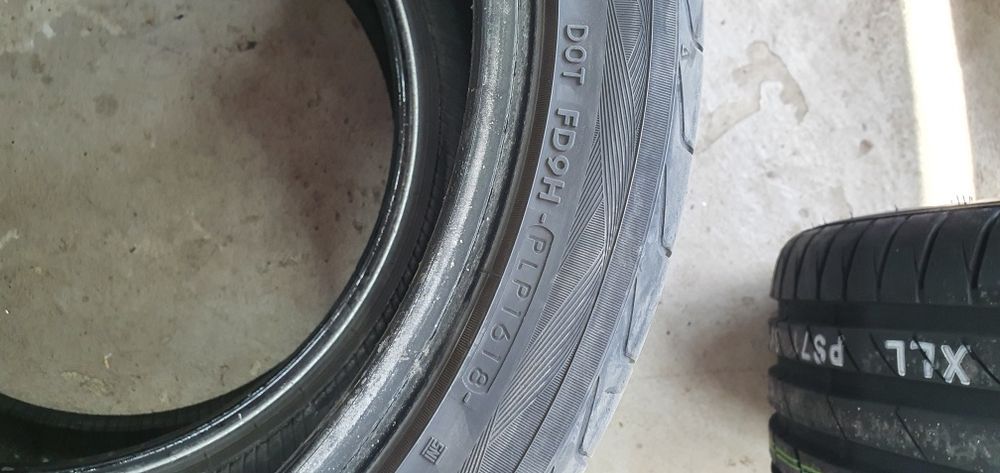 Anvelopa kumho 245/40 R19 98y