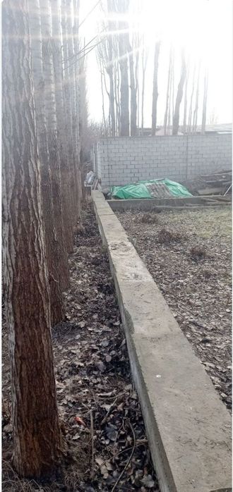 HOVLI SOTILADI 1sotixi 10500 $