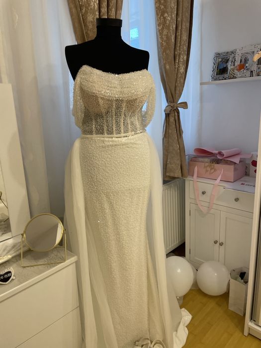 Rochie de mireasa sirena cu trena detasabila