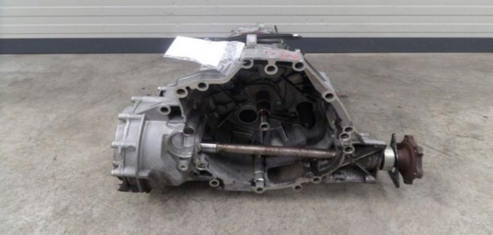 Cutie viteze manuala  Start Stop 2.0TDI LLM Audi A4 B8/8K [facelift]