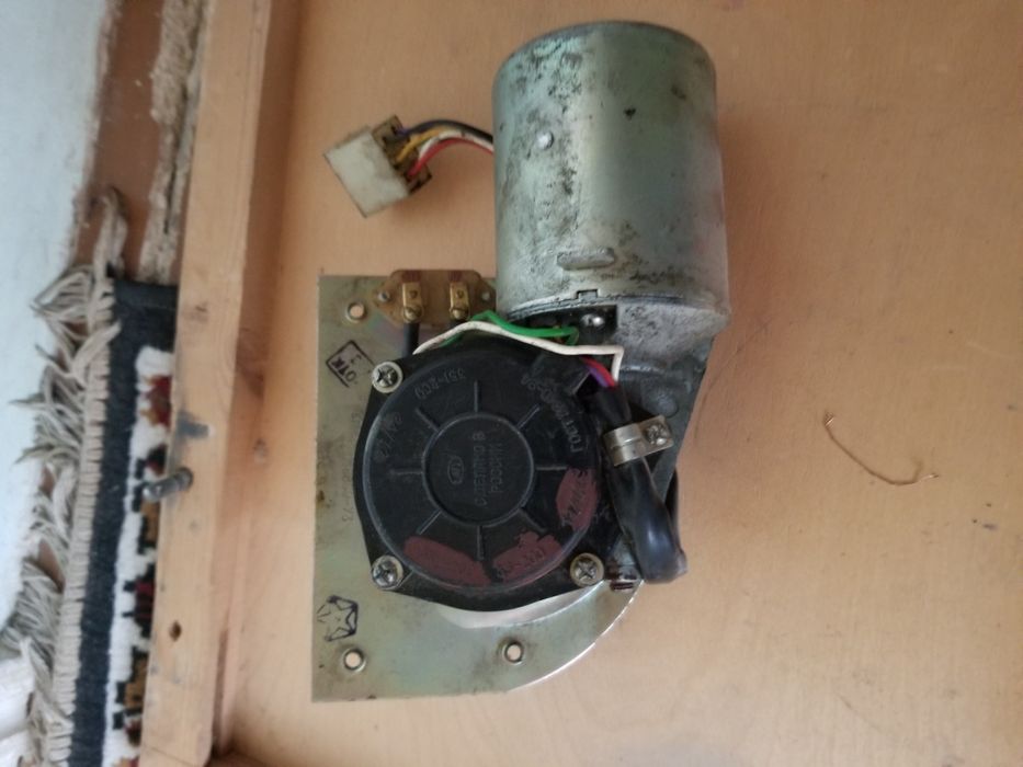 Маторчик дворника камаза