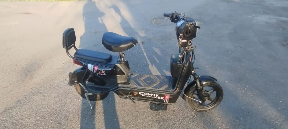 Электроскутер SK8