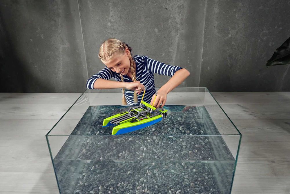 Lego Technic - Катамаран - 42122