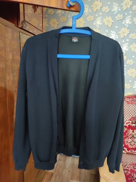 Продам кардиган школьный подростковый