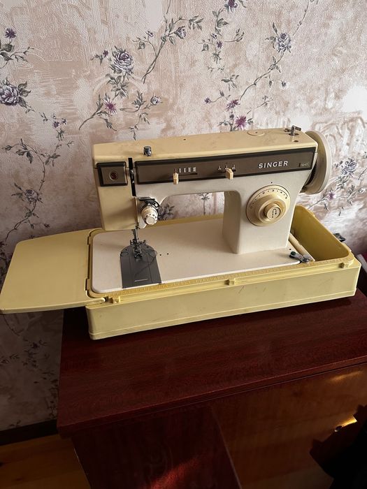 Продается швейная машинка Зингер