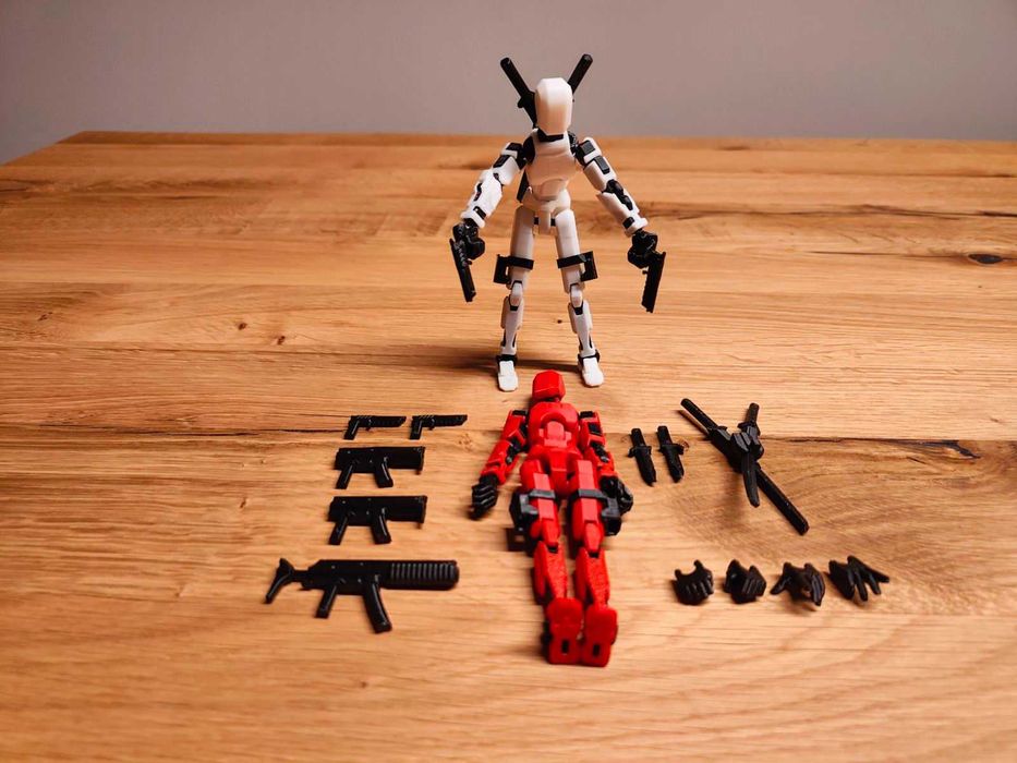 Екшън фигура Dummy 13 + комплект оръжия и аксесоари — пълен сет